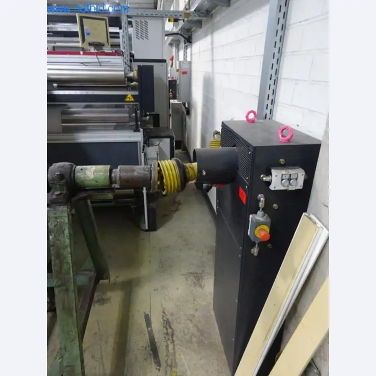 Máquinas para acabamento e fabrico de têxteis-8