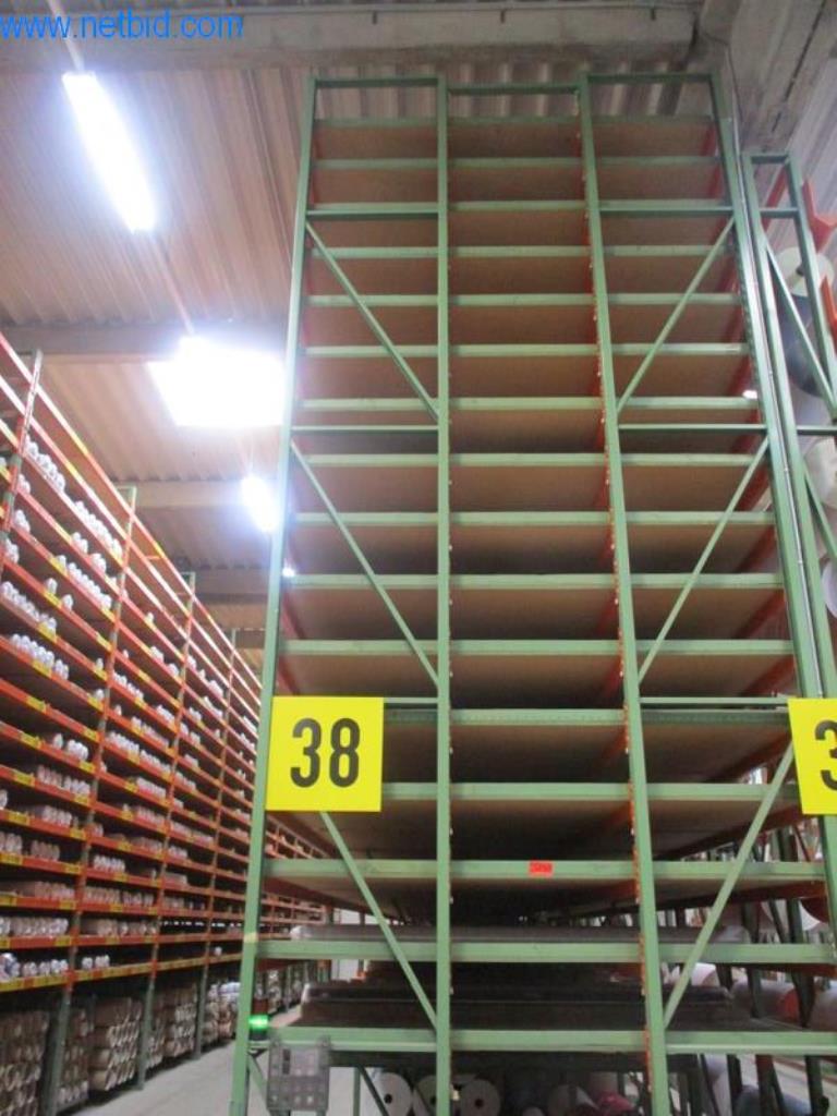 Maschinen zur Veredelung und Herstellung von Textilien-3