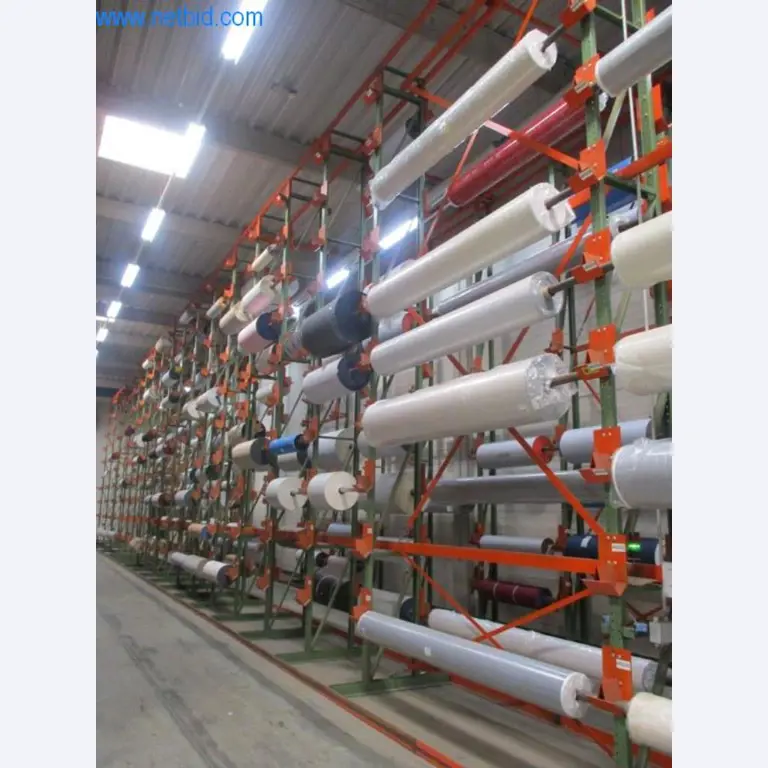 Stroje pro konečnou úpravu a výrobu textilií-10