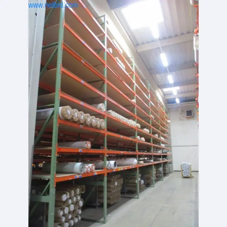 Stroje pro konečnou úpravu a výrobu textilií-11