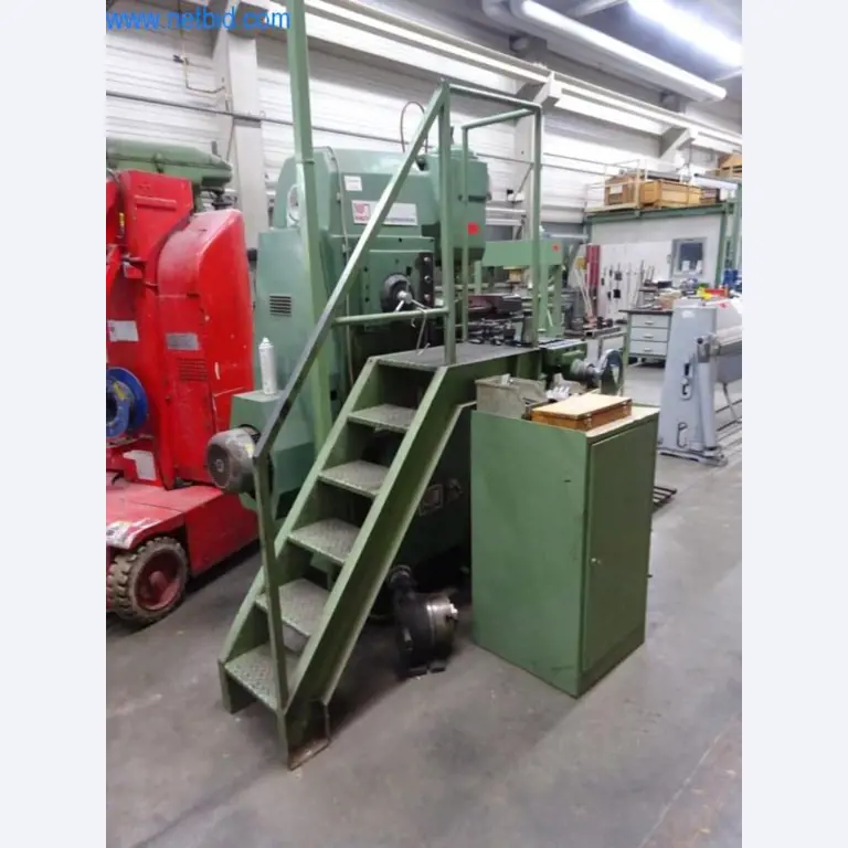 Máquinas para acabamento e fabrico de têxteis-1