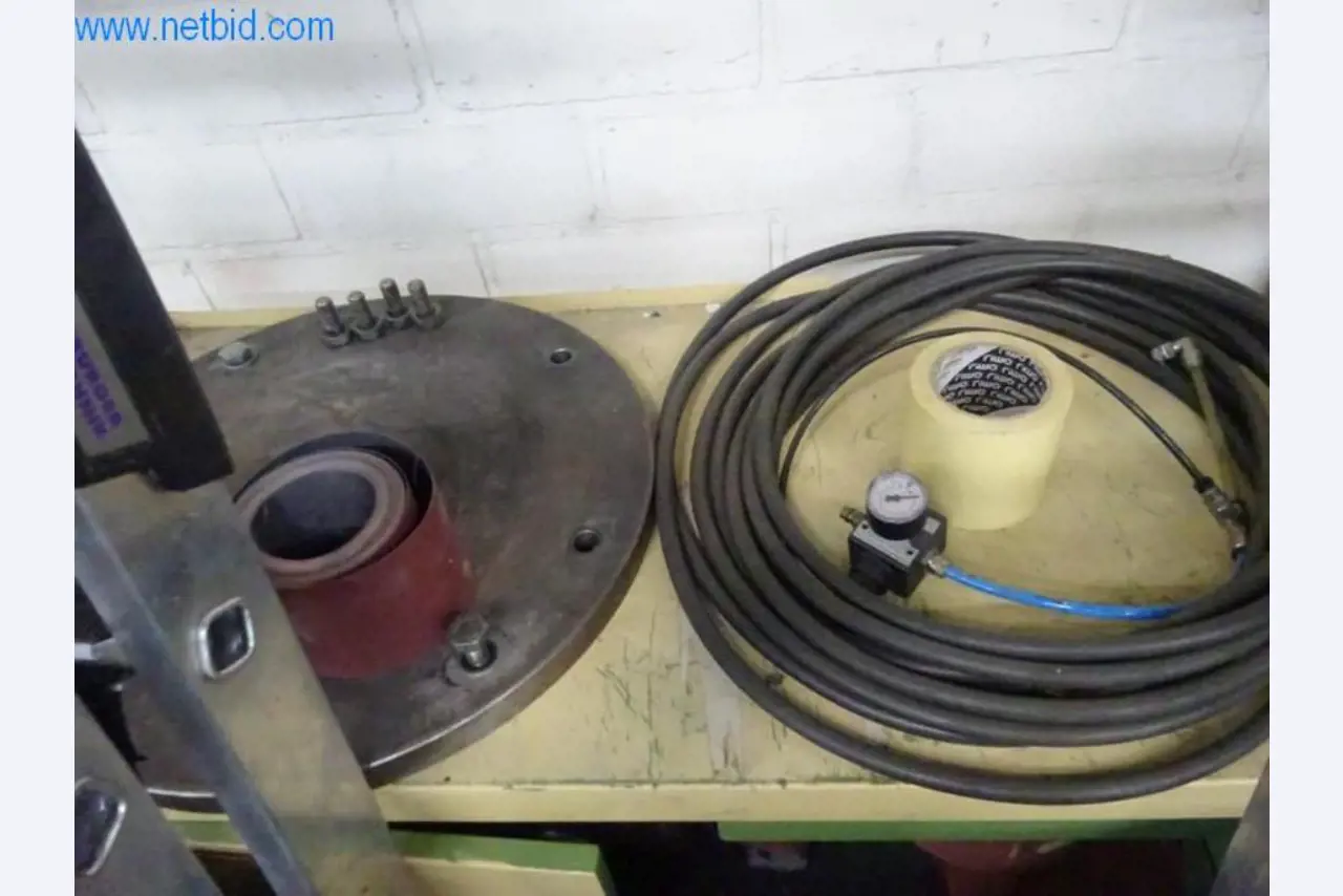 Stroje pro konečnou úpravu a výrobu textilií-7