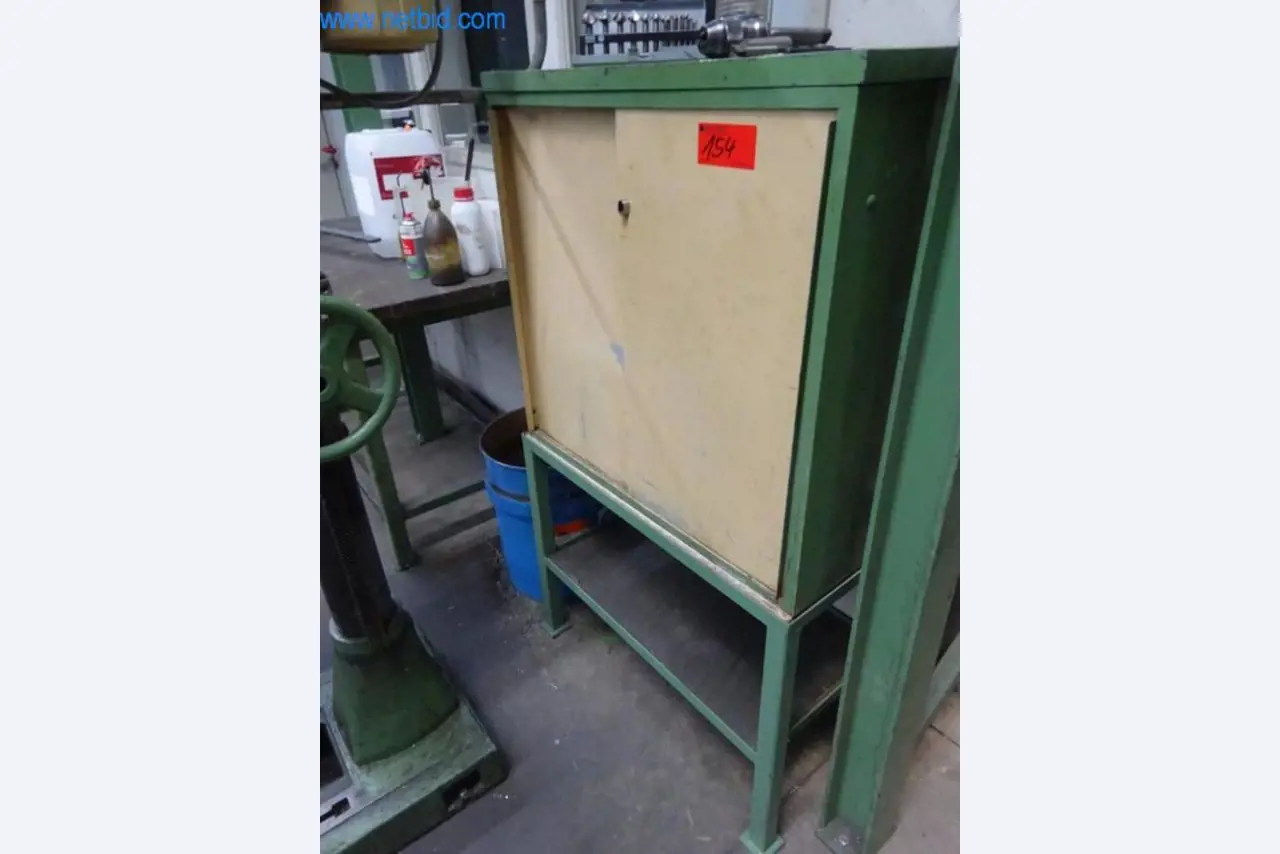 Stroje pro konečnou úpravu a výrobu textilií-9