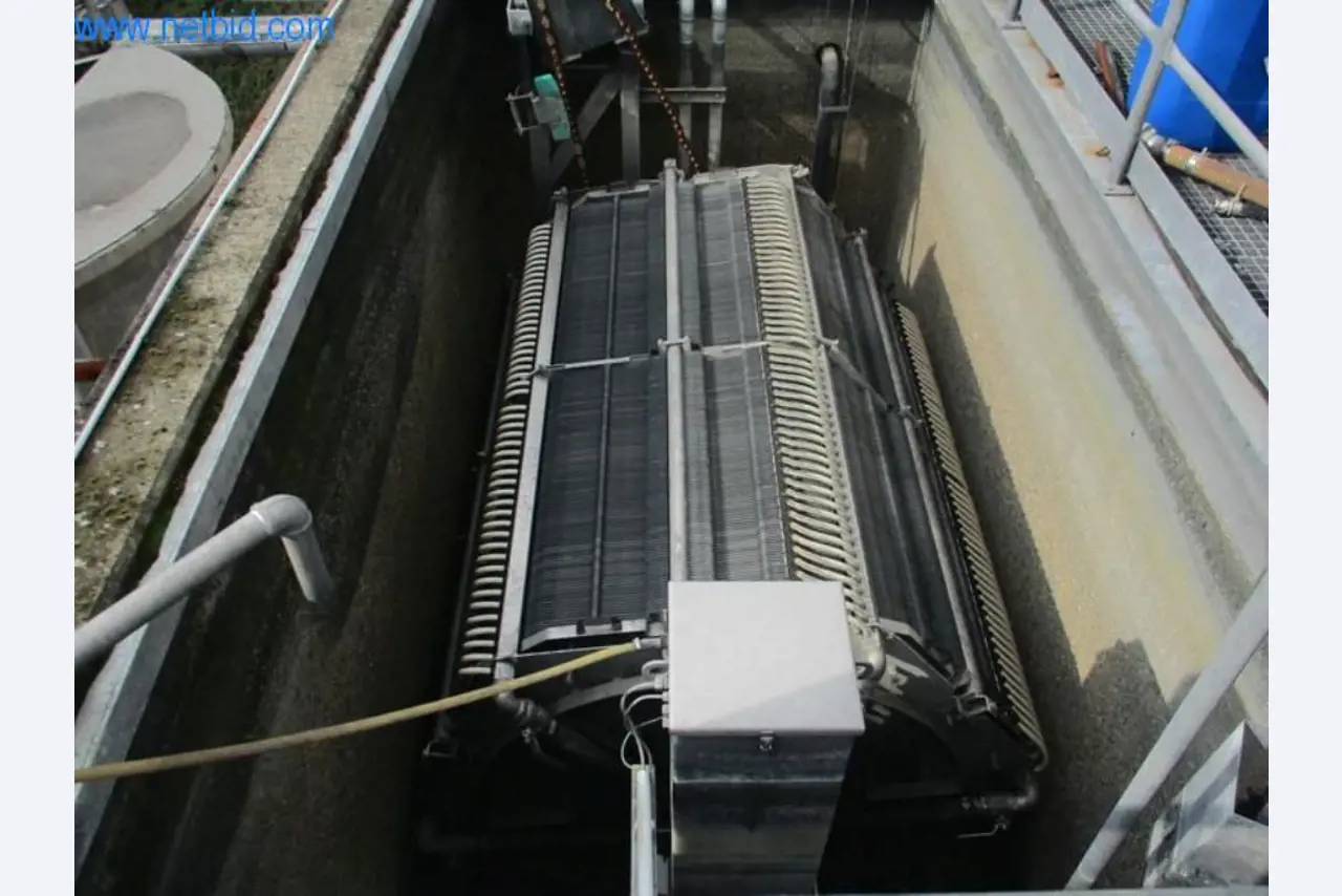 Máquinas para acabamento e fabrico de têxteis-18