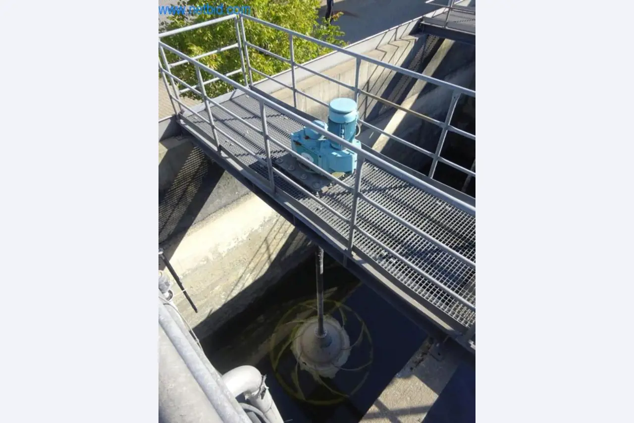 Máquinas para acabamento e fabrico de têxteis-28