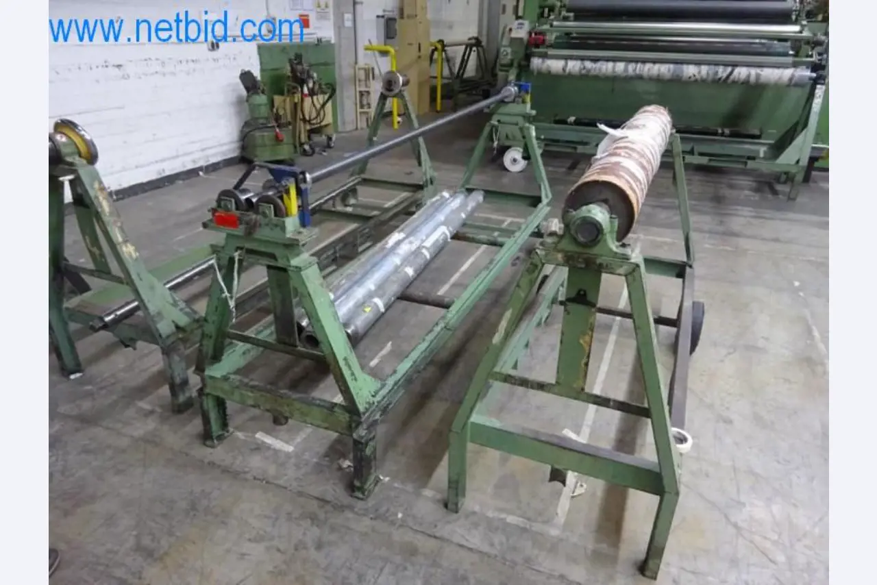 Máquinas para acabamento e fabrico de têxteis-1