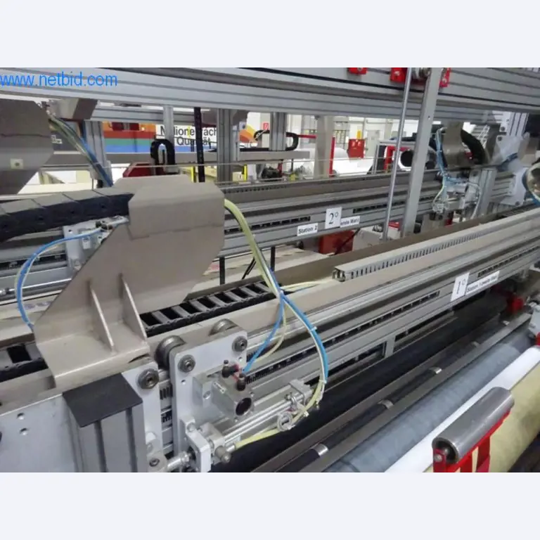 Máquinas para acabamento e fabrico de têxteis-11