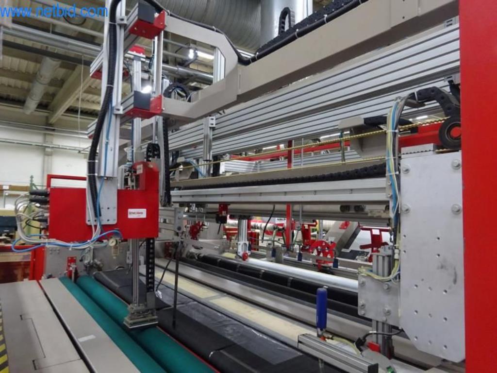 Maschinen zur Veredelung und Herstellung von Textilien-13