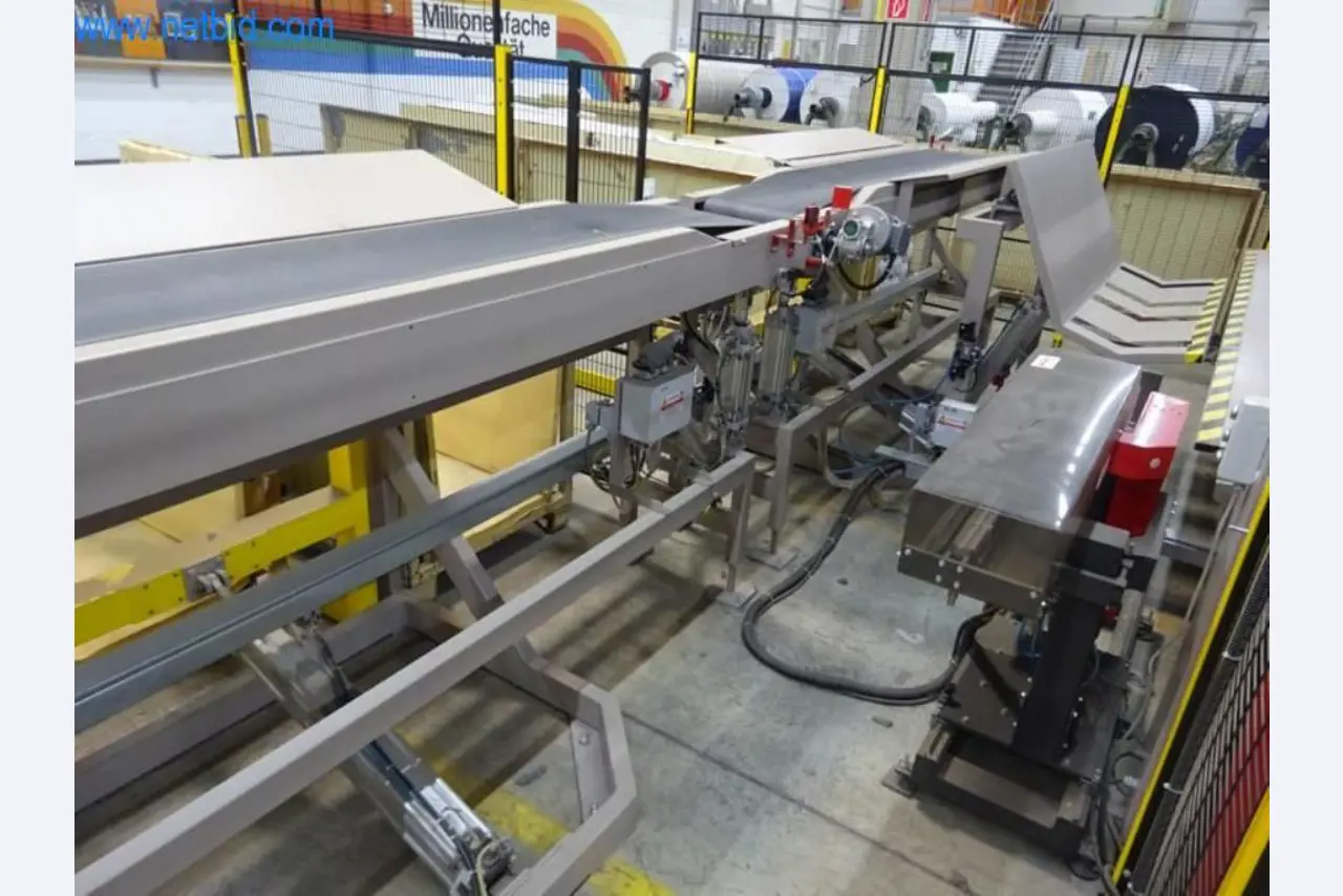 Máquinas para acabamento e fabrico de têxteis-16