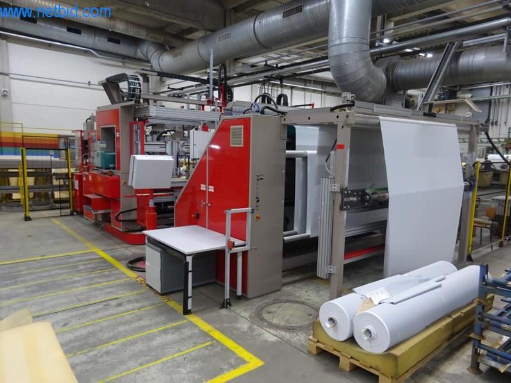 Maschinen zur Veredelung und Herstellung von Textilien-1