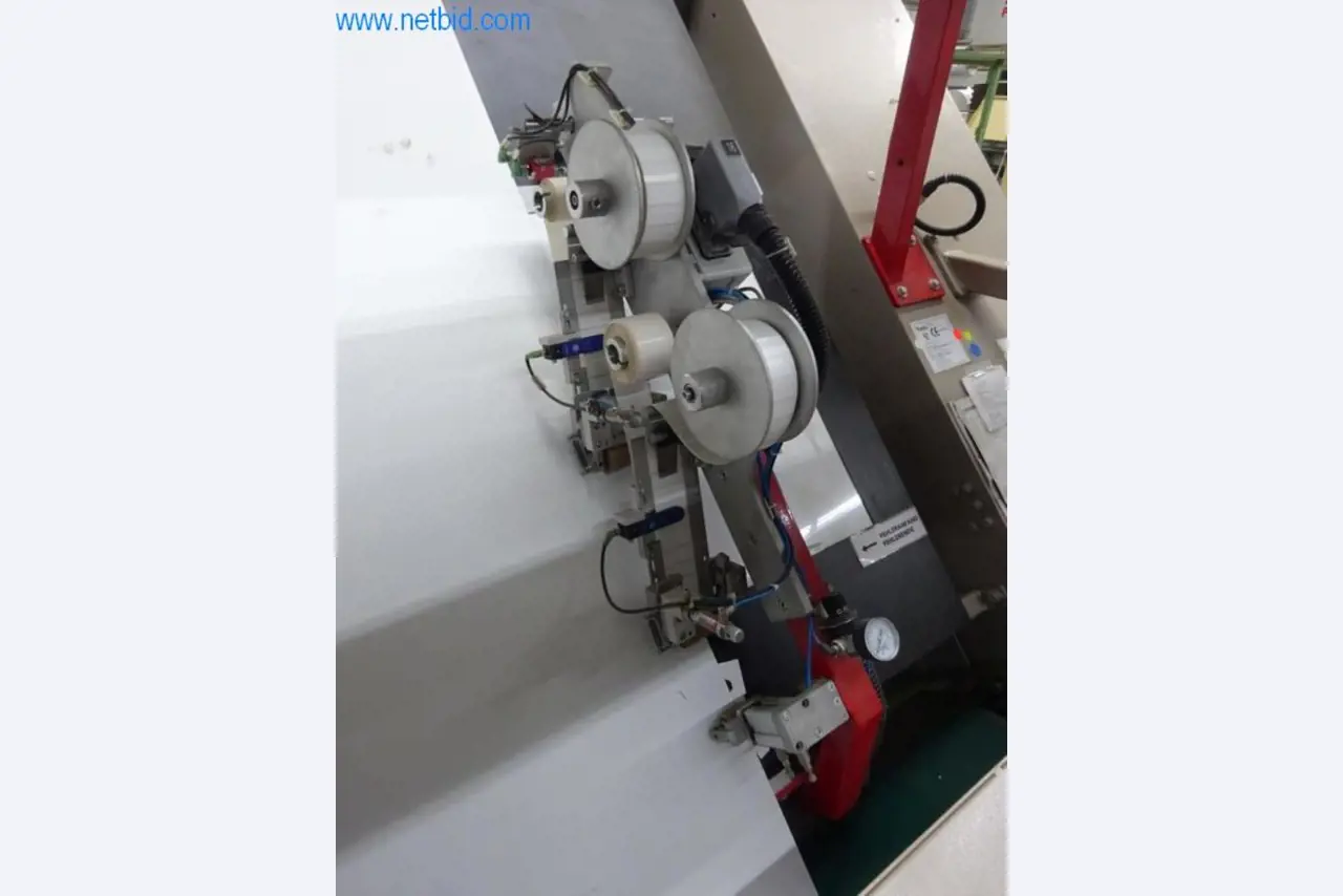 Máquinas para acabamento e fabrico de têxteis-6