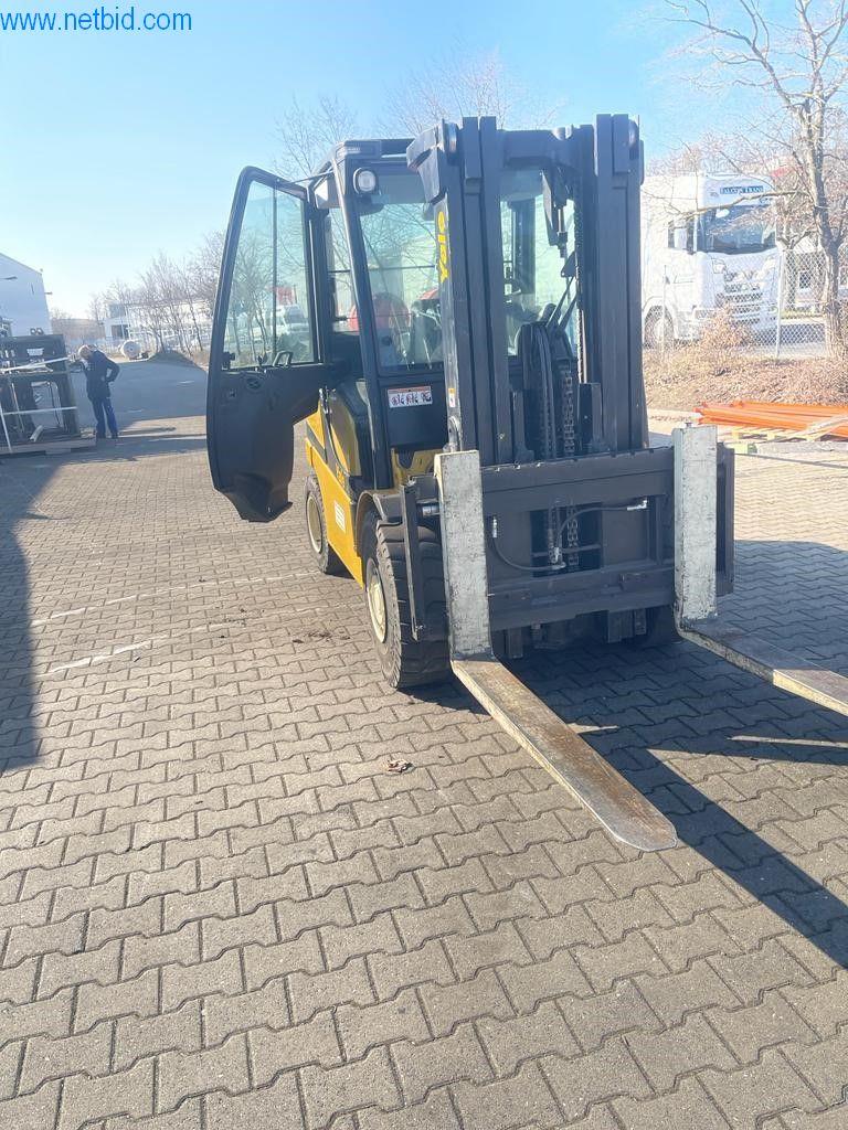 Maschinen zur Veredelung und Herstellung von Textilien-14