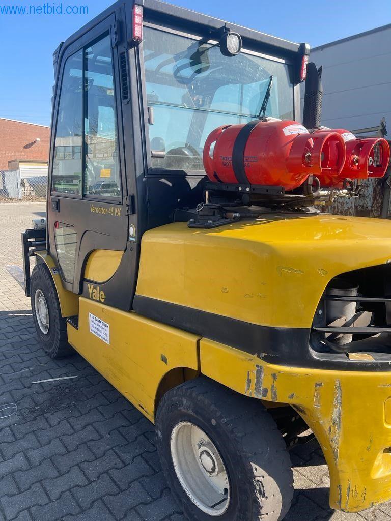 Maschinen zur Veredelung und Herstellung von Textilien-2