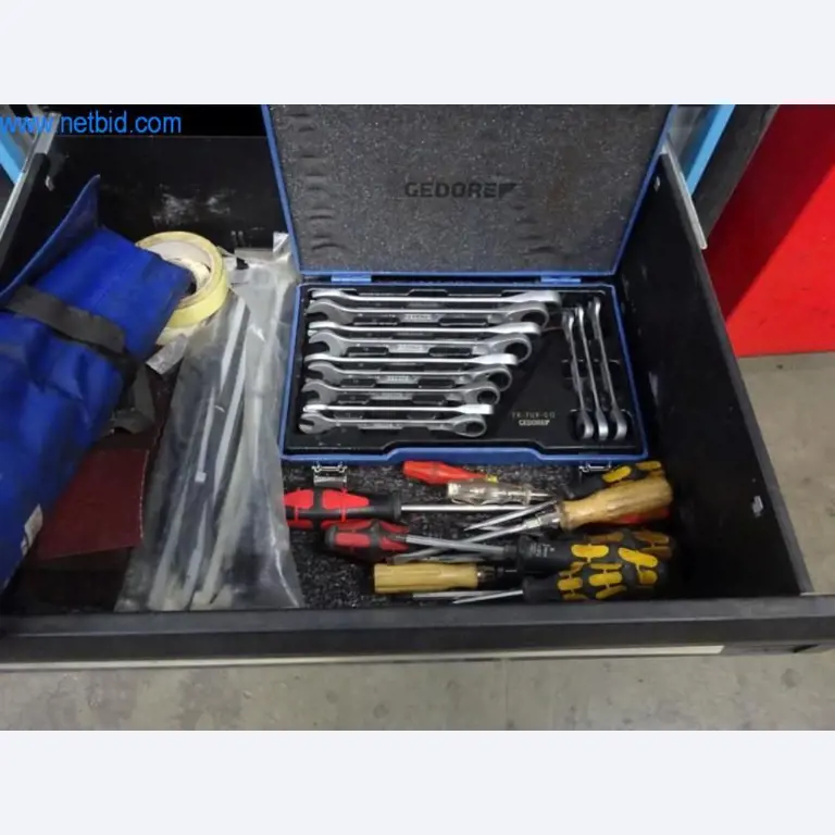 Machines pour l'ennoblissement et la fabrication de textiles-8