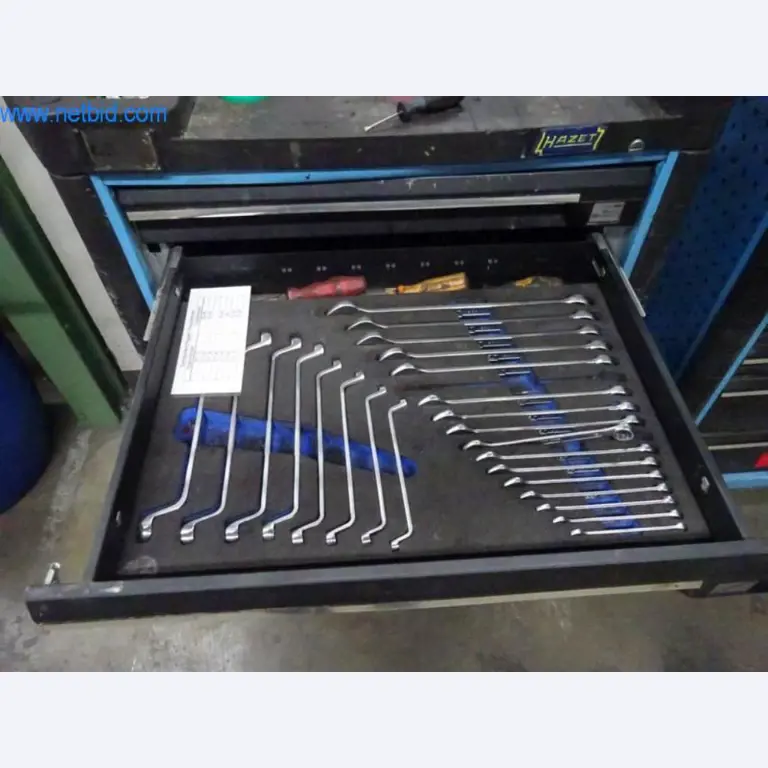 Maschinen zur Veredelung und Herstellung von Textilien-2