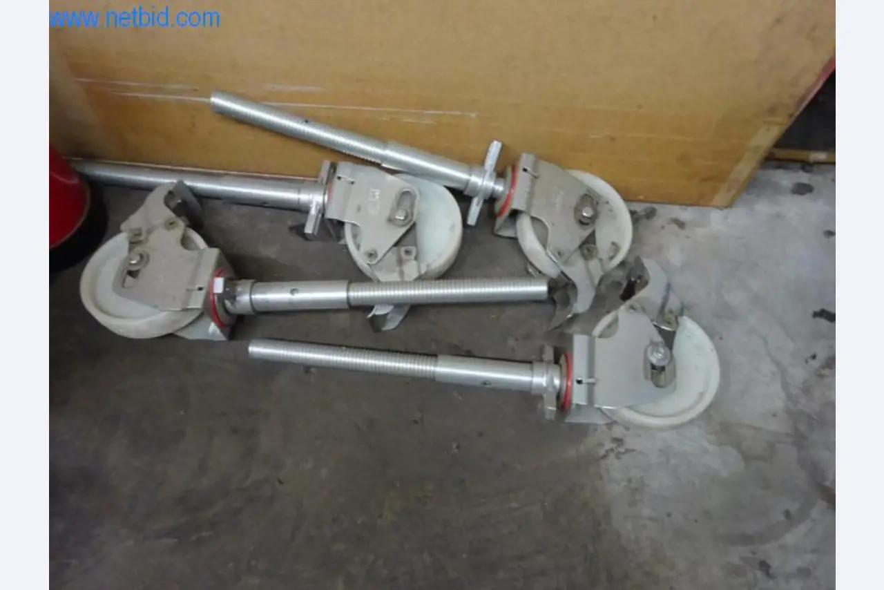 Maschinen zur Veredelung und Herstellung von Textilien-2