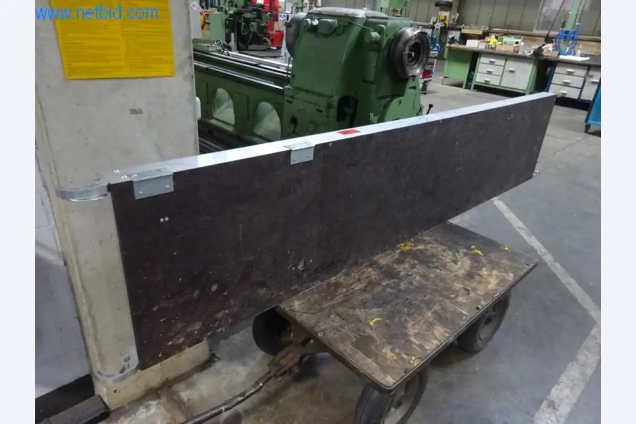 Maschinen zur Veredelung und Herstellung von Textilien-3