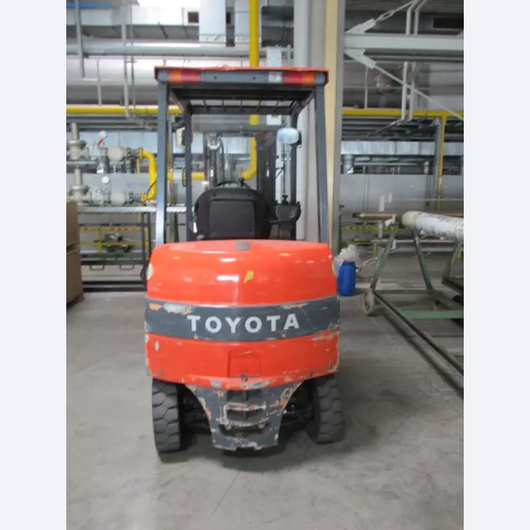 Maszyny do wykańczania i produkcji wyrobów włókienniczych-3