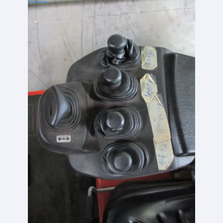 Maszyny do wykańczania i produkcji wyrobów włókienniczych-4