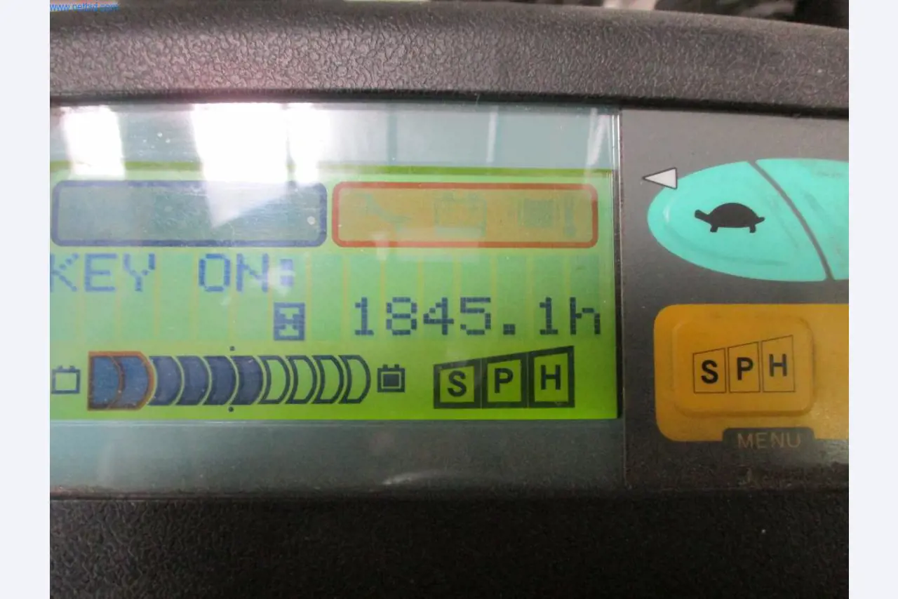 Maszyny do wykańczania i produkcji wyrobów włókienniczych-8