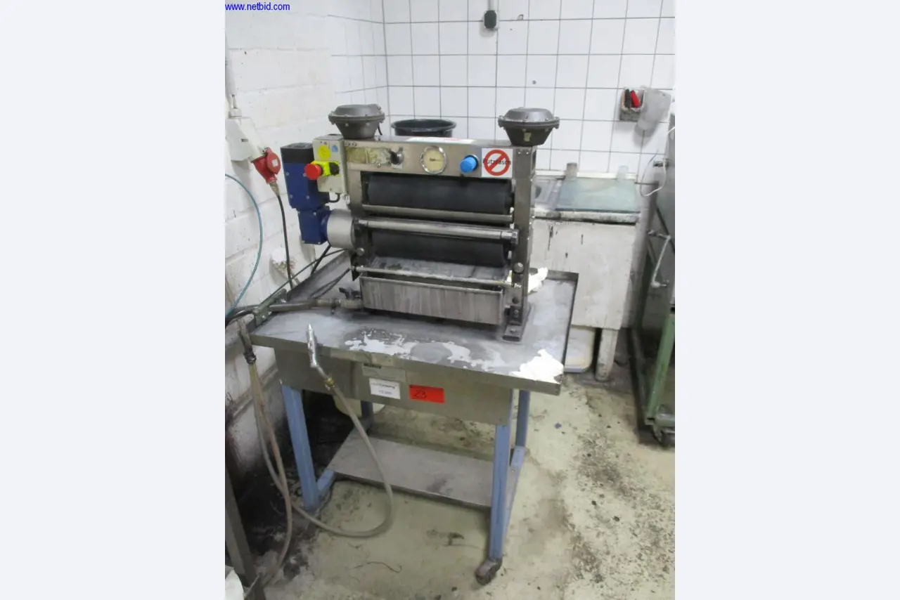 Máquinas para acabamento e fabrico de têxteis-1