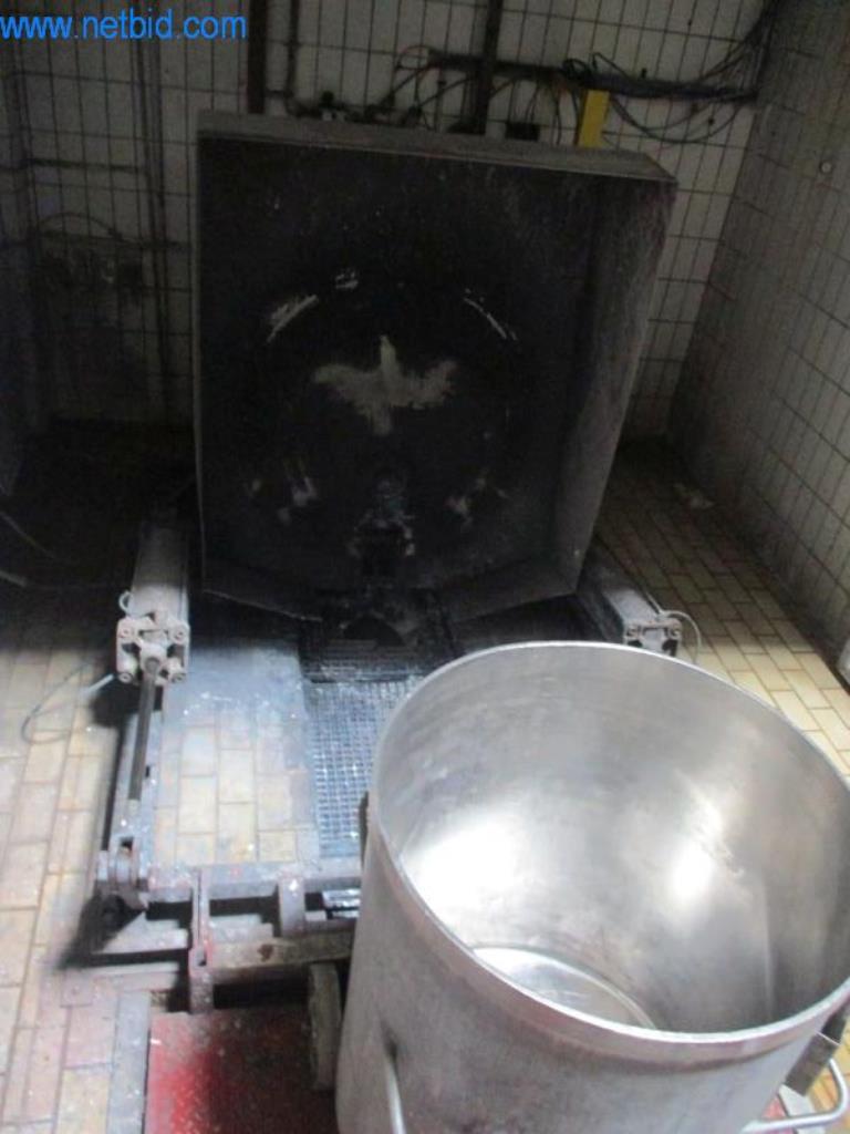 Maschinen zur Veredelung und Herstellung von Textilien-3