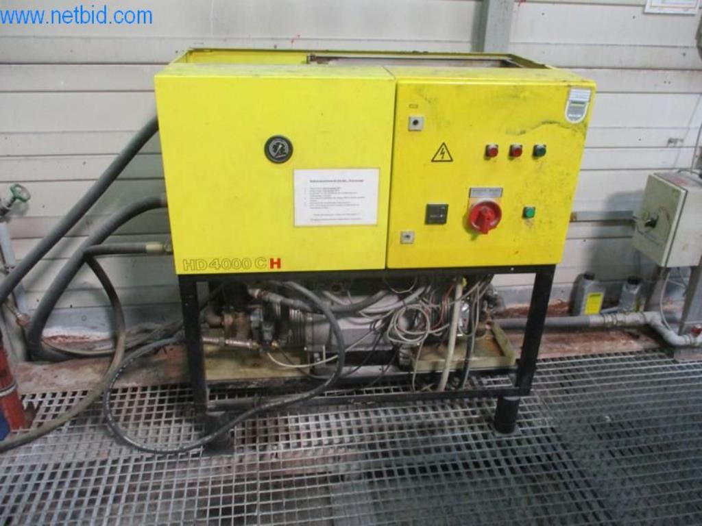 Maschinen zur Veredelung und Herstellung von Textilien-7