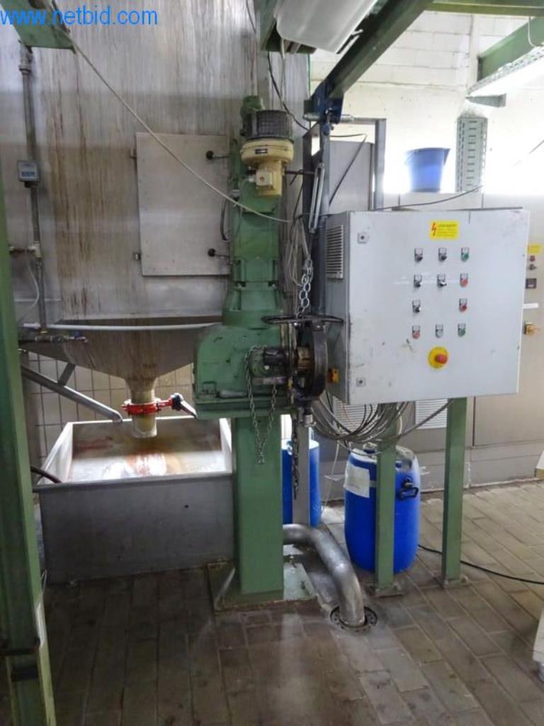 Maschinen zur Veredelung und Herstellung von Textilien-11