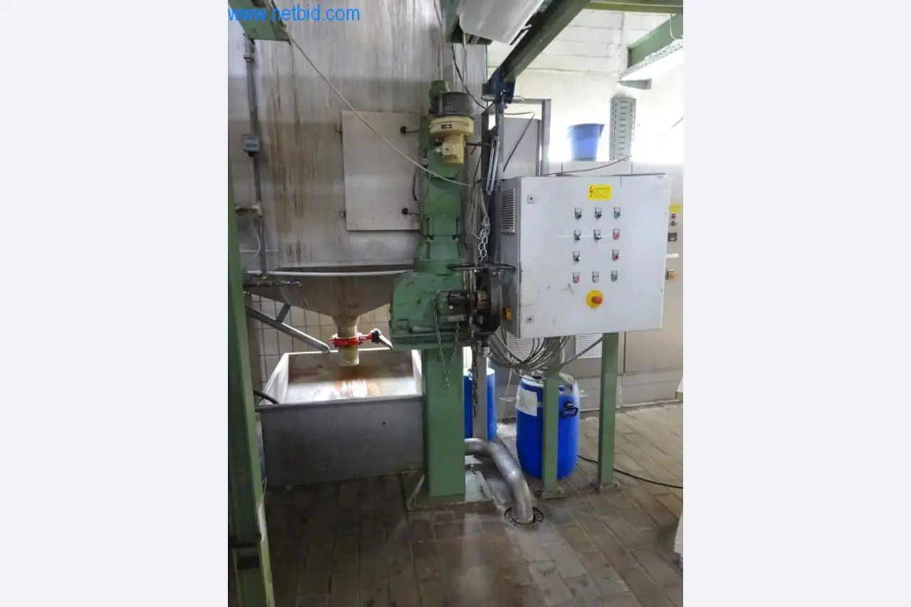 Máquinas para acabamento e fabrico de têxteis-11