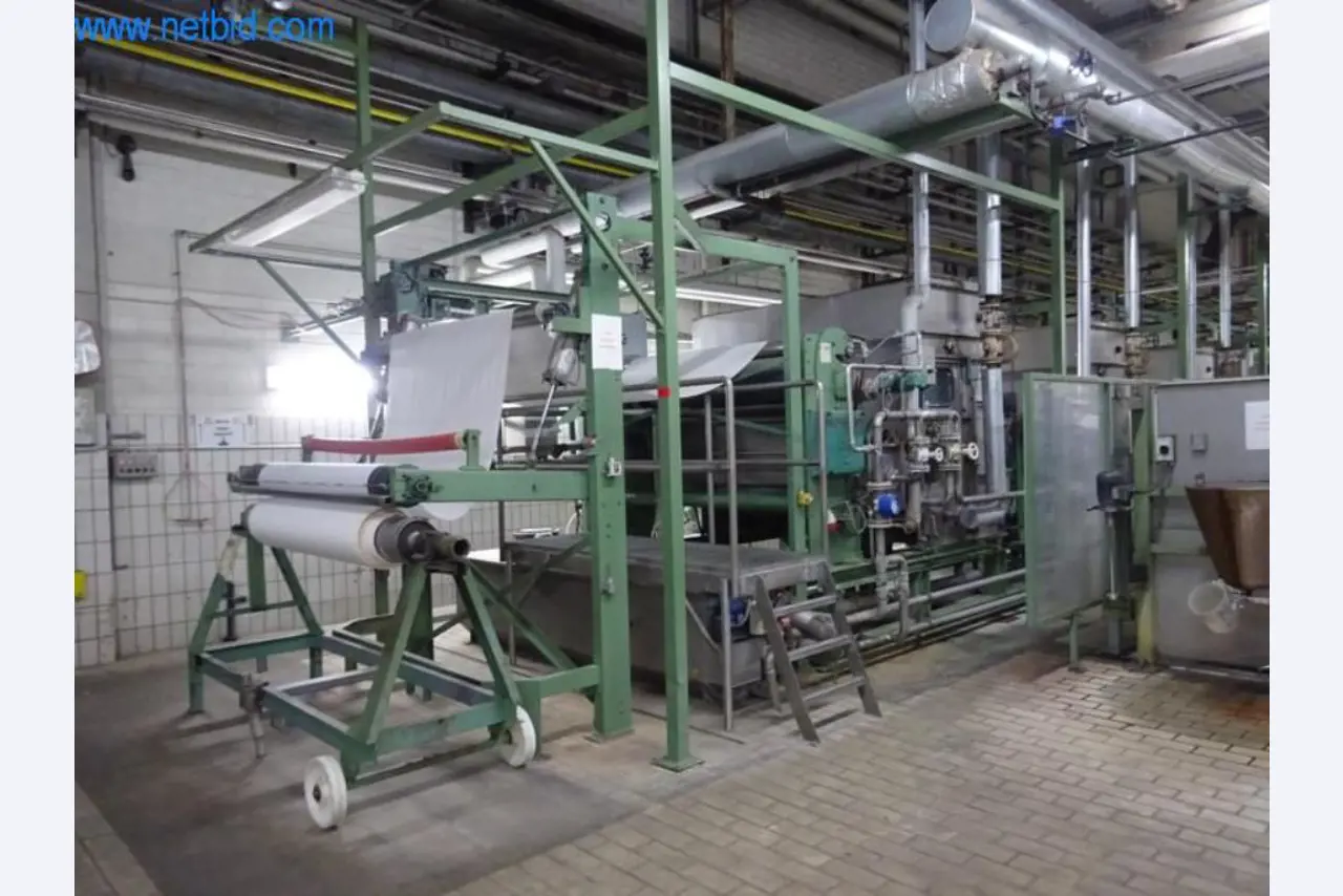 Stroje pro konečnou úpravu a výrobu textilií-1