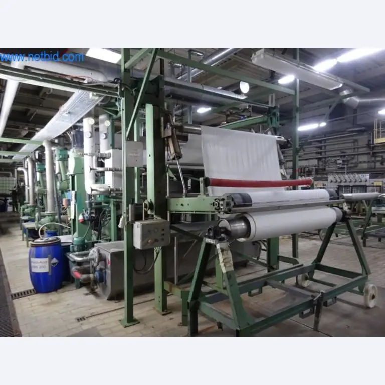 Stroje pro konečnou úpravu a výrobu textilií-8