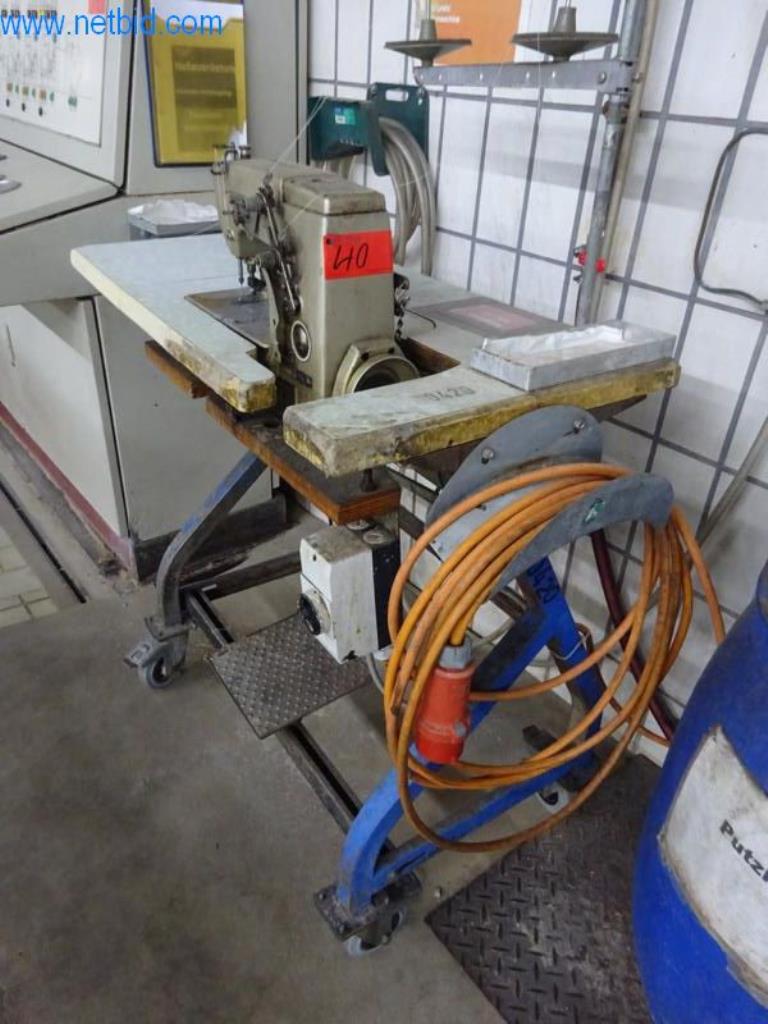 Maschinen zur Veredelung und Herstellung von Textilien-3