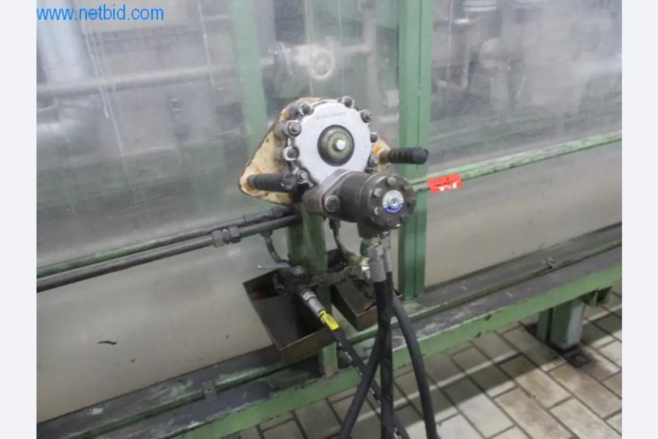 Machines pour l'ennoblissement et la fabrication de textiles-7