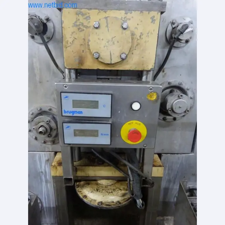 Machines for finishing and manufacturing textiles-6