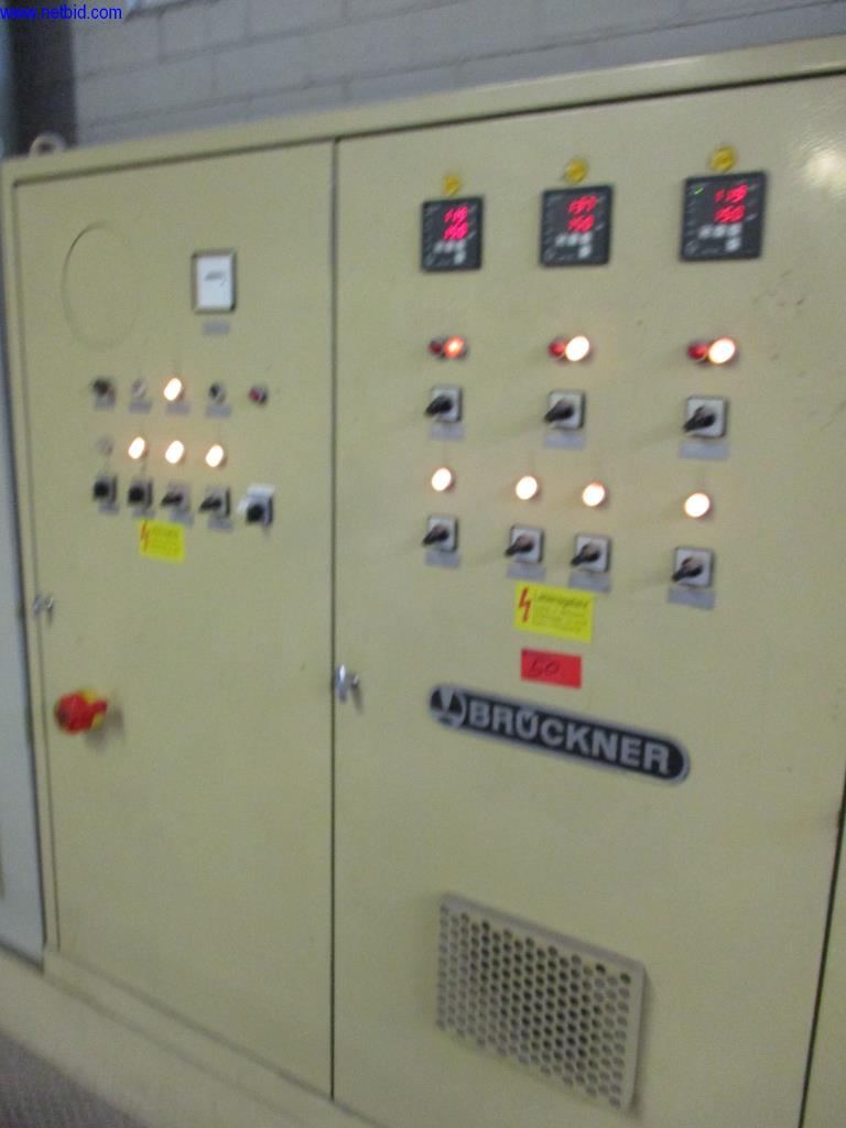 Maschinen zur Veredelung und Herstellung von Textilien-10