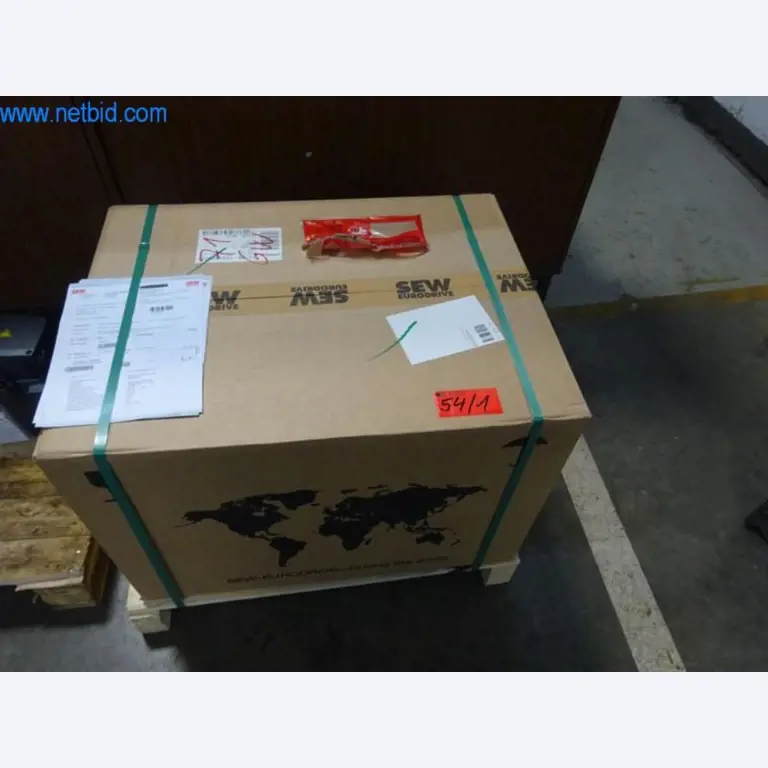 Máquinas para acabamento e fabrico de têxteis-8