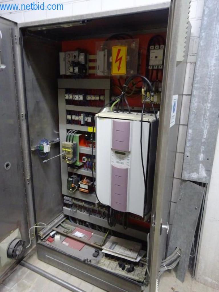 Maschinen zur Veredelung und Herstellung von Textilien-3