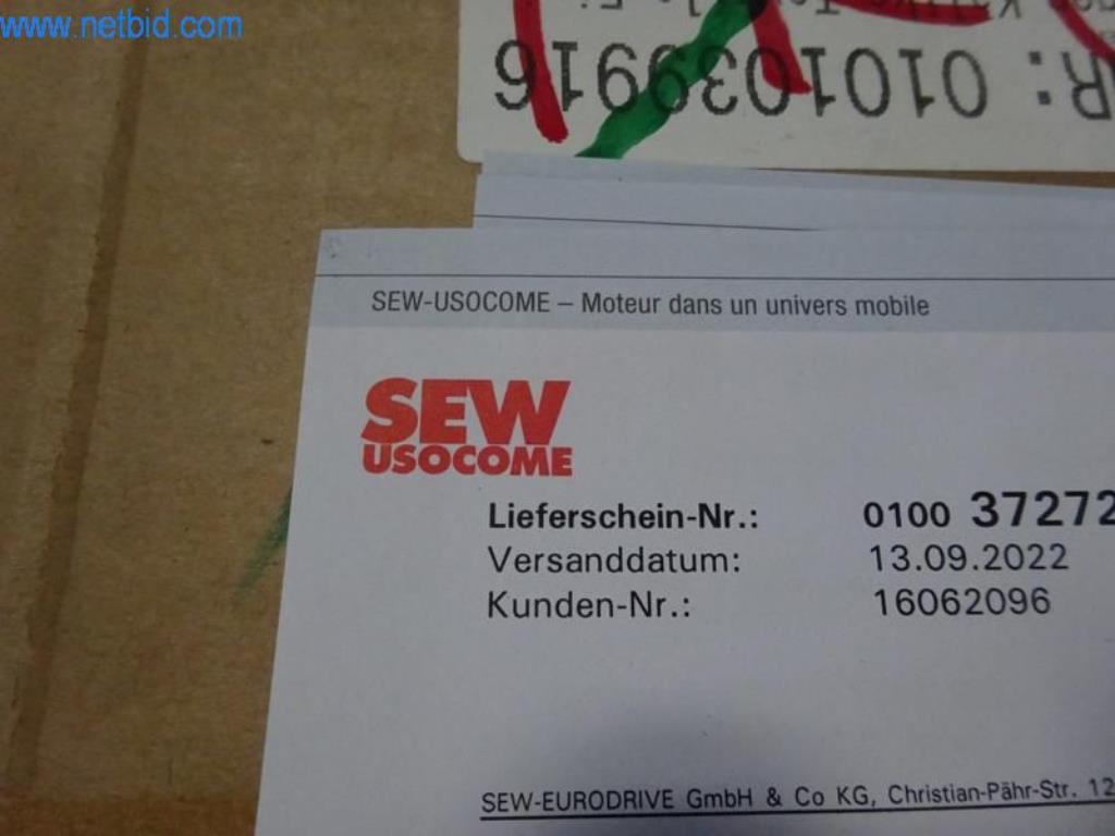 Maschinen zur Veredelung und Herstellung von Textilien-5