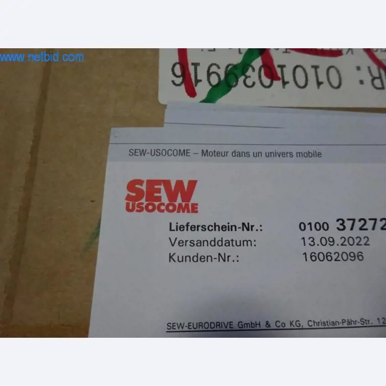 Máquinas para acabamento e fabrico de têxteis-5