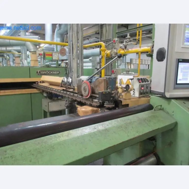 Máquinas para acabamento e fabrico de têxteis-11