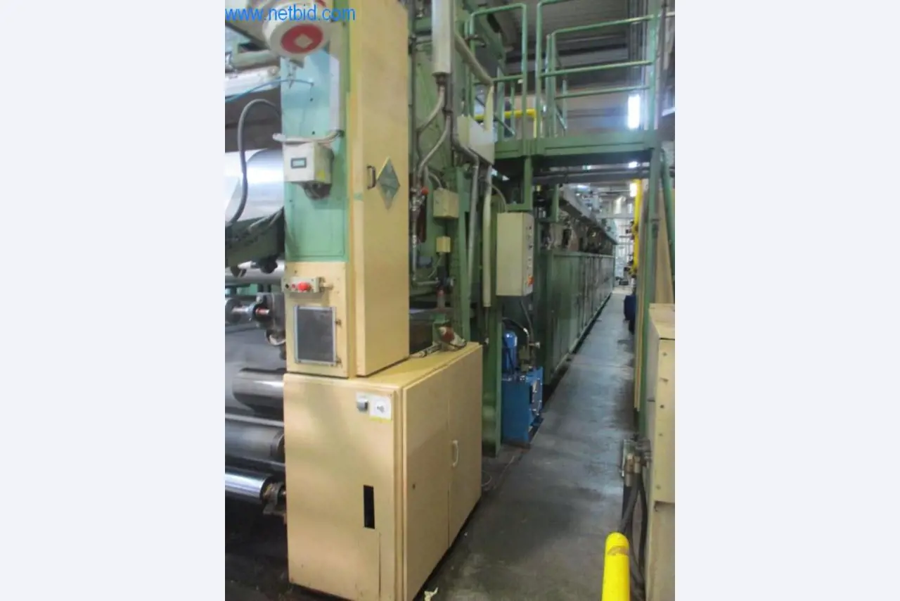 Stroje pro konečnou úpravu a výrobu textilií-15