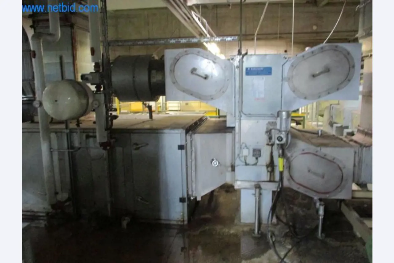 Stroje pro konečnou úpravu a výrobu textilií-22