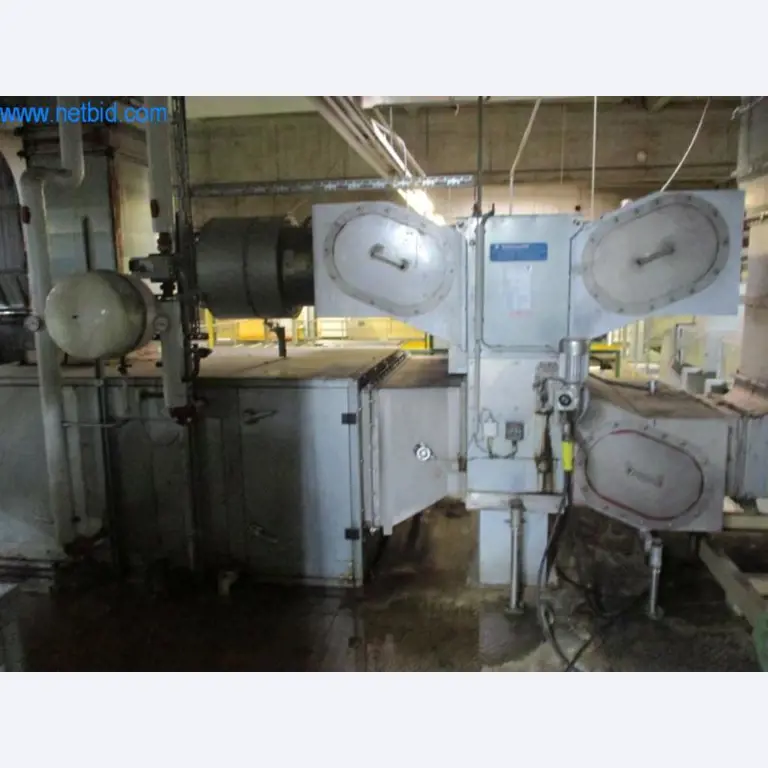 Stroje pro konečnou úpravu a výrobu textilií-22