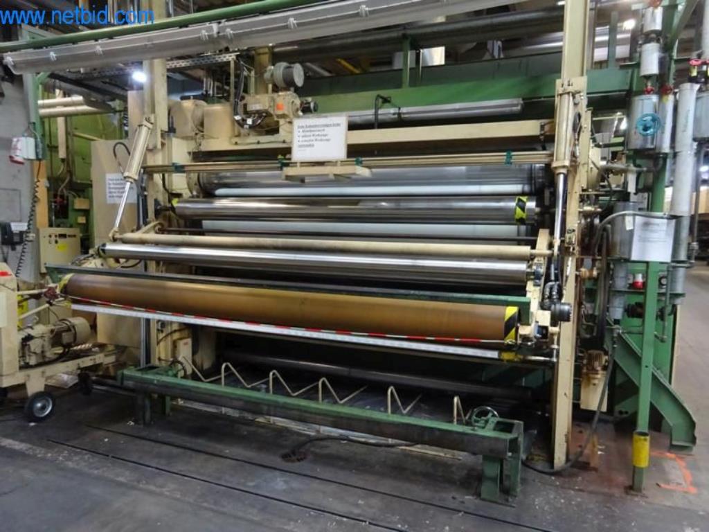 Máquinas para acabamento e fabrico de têxteis-1