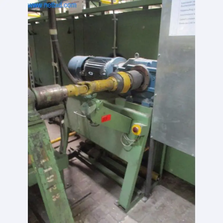 Machines for finishing and manufacturing textiles-8