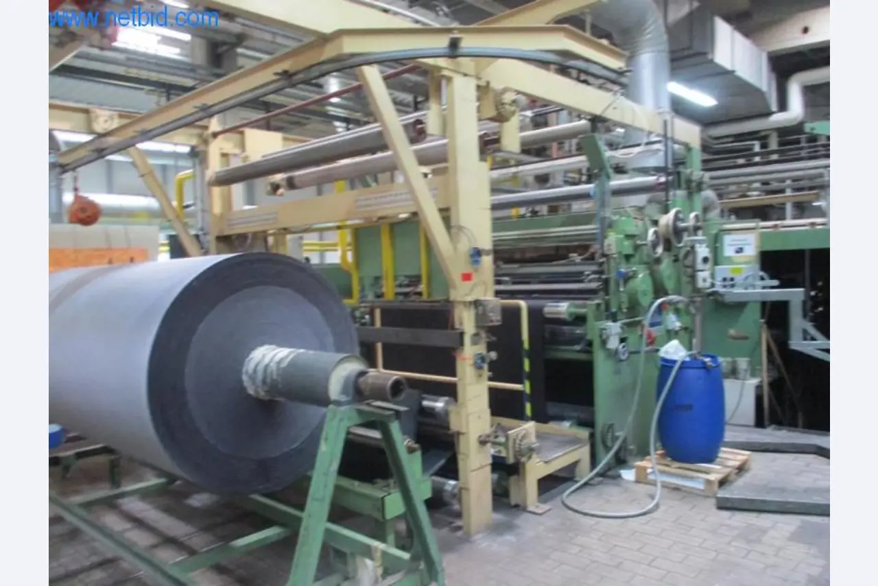 Máquinas para acabamento e fabrico de têxteis-4