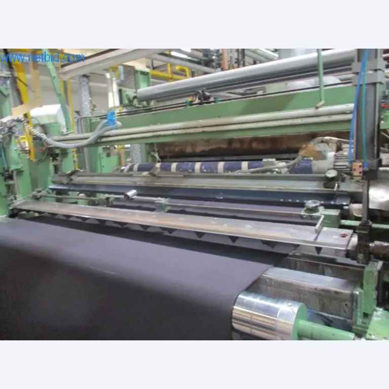 Máquinas para acabamento e fabrico de têxteis-5