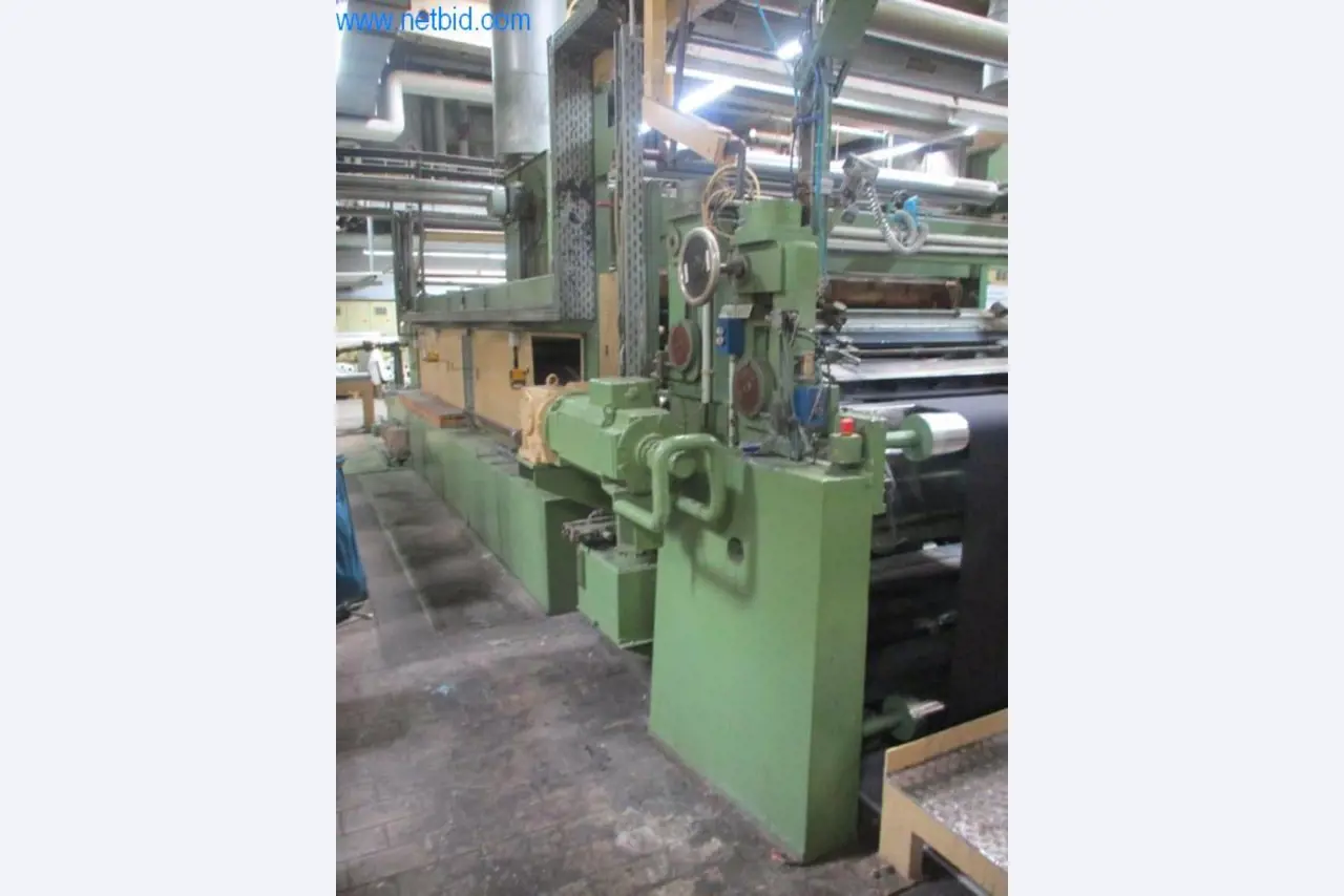 Máquinas para acabamento e fabrico de têxteis-6