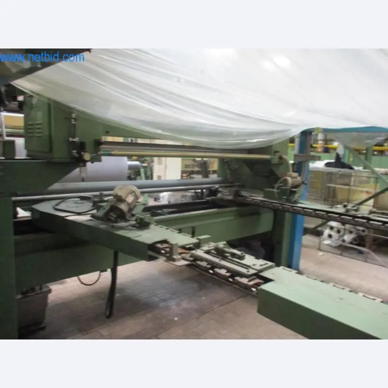 Máquinas para acabamento e fabrico de têxteis-8