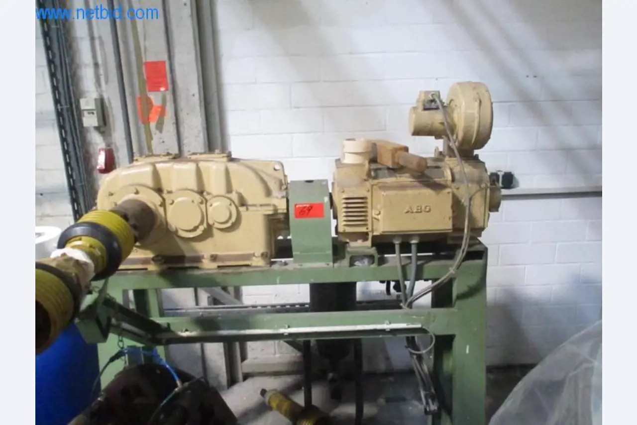 Máquinas para acabamento e fabrico de têxteis-6